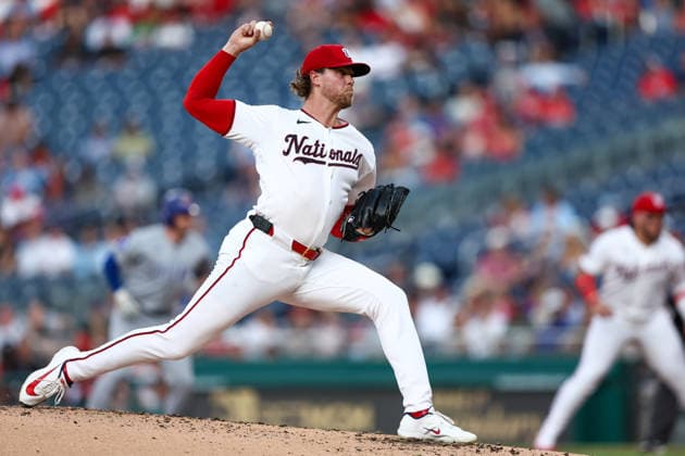 August 11, 2026, Washington D.C, District Of Columbia, United States: Washington, DC; Washington Nationals pitcher Jake Irvin (27) delivers a pitch during the Major League Baseball game between the Washington Nationals and the Chicago Cubs at Nationals Park on Tuesday, August 11, 2026. The Cubs beat the Nationals 8-6. MLB, Baseball Herren, USA Chicago Cubs 8:6 Washington Nationals  - ZUMAp258 20260811_znp_p258_037 Copyright: xStevexPrakopex