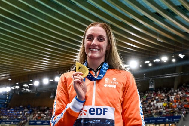 Marrit Steenbergen of Netherlands shows the gold medal after competing in the swimming 100m Freestyle Women Final during the European Aquatics Championships at the Olympic Aquatic Center in Paris (France), August 11, 2026. Andrea Staccioli Deepbluemedia Insidefoto