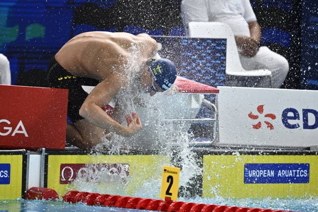 PARIS, FRANKRIKE 20260812 Ludvig Bartolek i försöken pa 100 m fjäril under sim-EM i Paris. ***Bilden ingar i SPORTPAKET. För övriga BETALBILD*** PARIS FRANKRIKE x10430x *** PARIS, FRANCE 20260812 Ludvig Bartolek in the 100-meter butterfly preliminaries at the European Swimming Championships in Paris ***This image is included in the SPORT PACKAGE; for others, it is a PAID IMAGE*** PARIS, FRANCE x10430x  Copyright: xChristinexOlsson TTx SIM-EM 2026 PARIS