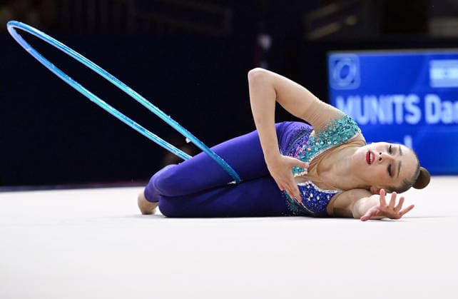 12.08.2026, xhbx, Rhythmische Sportgymnastik Weltmeisterschaft 2026, v.l. Daniela Munits (Israel) Reifenübung (DFL DFB REGULATIONS PROHIBIT ANY USE OF PHOTOGRAPHS as IMAGE SEQUENCES and or QUASI-VIDEO) Frankfurt am Main *** August 12, 2026, xhbx, 2026 Rhythmic Gymnastics World Championships, from left: Daniela Munits, Israel, hoop routine. DFL and DFB regulations prohibit any use of photographs as image sequences and or quasi-video. Frankfurt am Main
