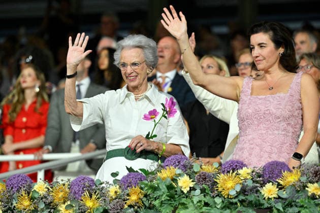 Aachen, Hauptstadion, 11.08.26, GER, FEI World Championships Aachen 2026, Offizielle Eroeffnungsfeier Bild: v.li. Prinzessin Benedikte von Dänemark und Dorothee BAER (Bundesministerin für Forschung, Technologie und Raumfahrt der Bundesrepublik Deutschland) Nordrhein-Westfalen Deutschland *** Aachen, Main Stadium, August 11, 2026, GER, FEI World Championships Aachen 2026, Official Opening Ceremony. Pictured from left: Princess Benedikte of Denmark and Dorothee BAER, Federal Minister for Research, Technology, and Space of the Federal Republic of Germany, North Rhine-Westphalia, Germany