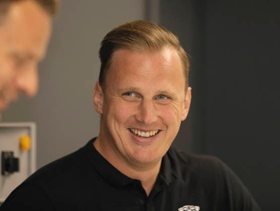 Foto : Trainer David RÖHRIG (Bad Schwartau) Saisonauftakt Handball Bundesliga , Pressekonferenz der Nordvereine in Kiel am Di. 11.08.26 *** Photo: Coach David RÖHRIG, Bad Schwartau; Handball Bundesliga Season Opener; Press Conference of the Northern Clubs in Kiel on Tue, Aug. 11, 2026
