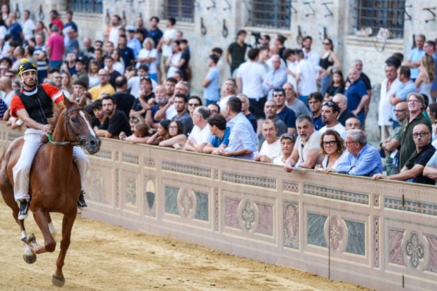 August 12, 2026, Siena, Toscana, Italy: The traditional night trials of the Palio di Siena, now called regulated trials, take place at dawn in Piazza del Campo and serve to evaluate the horses for the race. Siena, 12 08 2026 Palio Di Siena, The Regulated Trials At Dawn In Piazza Del Campo  - ZUMAa289 20260812_zia_a289_002 Copyright: xSalvatorexDexRosax xAgfx