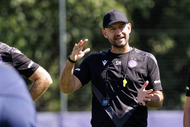 SOCCER - UEFA ECL, A.Wien vs Beita VIENNA,AUSTRIA,12.AUG.26 - SOCCER - UEFA Conference League, qualification, FK Austria Wien vs Beitar Jerusalem, preview, training A.Wien. Image shows head coach Stephan Helm (A.Wien).  GEPAxpictures xArminxRauthner