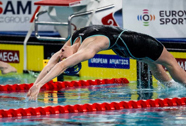 PARIS, FRANKRIKE 20260812 Sara Junevik i försöken pa 50 m ryggsim under sim-EM i Paris. ***Bilden ingar i SPORTPAKET. För övriga BETALBILD*** PARIS FRANKRIKE x10430x *** PARIS, FRANCE 20260812 Sara Junevik in the 50-meter backstroke preliminaries at the European Swimming Championships in Paris ***This image is included in the SPORT PACKAGE; for other images, see PAID CONTENT*** PARIS, FRANCE x10430x  Copyright: xChristinexOlsson TTx SIM-EM 2026 PARIS
