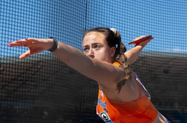 BIRMINGHAM - Jorinde van Klinken in action at the discus qualification during the third day of the European Athletics Championships. IRIS VAN DEN BROEK ANP xVIxANPxSportx xxANPxIVx 565313770 originalFilename: 565313770.jpg