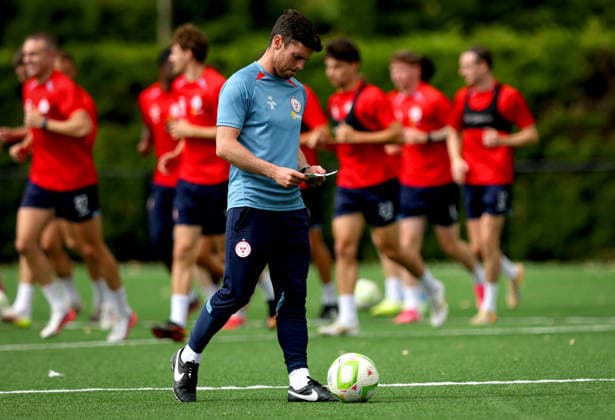 Shelbourne Squad Training & press conference, PK, Pressekonferenz AUL Complex, Dublin 12 8 2026 Manager John Russell John Russell 12 8 2026  Copyright: xx RB1_9147