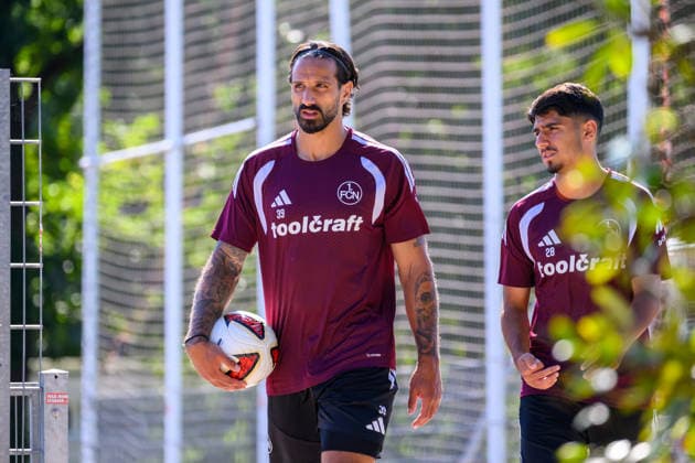 12.08.2026 - Fussball - 2. Fussball - Bundesliga - Saison 2026 2027 - 1. FC Nürnberg Nuernberg FCN ( Club ) - Training - Sportfoto Zink - xwoxzix - Adriano Grimaldi (39, 1. FC Nürnberg FCN ) Can Yahya Moustfa (28, 1. FC Nürnberg FCN ) *** August 12, 2026 Soccer 2 Bundesliga 2026–2027 Season 1 FC Nuremberg FCN Club Training Sports Photo Zink xwoxzix Adriano Grimaldi 39, 1 FC Nuremberg FCN Can Yahya Moustfa 28, 1 FC Nuremberg FCN