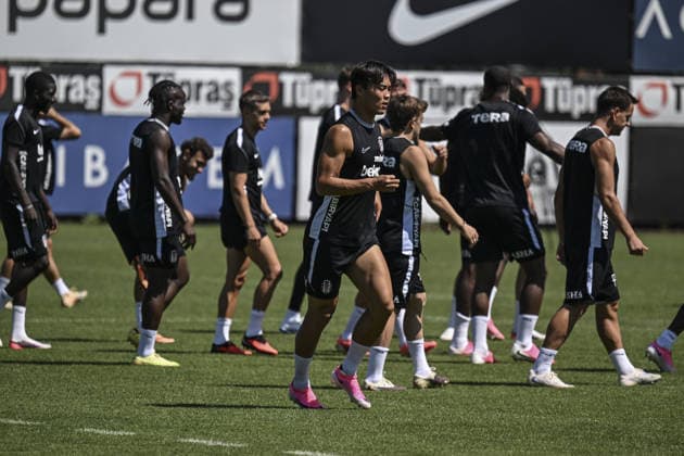 Besiktas complete preparations for UEFA Europa League second leg against Hradec Kralove ISTANBUL, TURKIYE - AUGUST 12: Besiktas Hyeon-Gyu Oh (F) attends a training session at BJK Nevzat Demir Training Facilities in Istanbul, Turkiye, on August 12, 2026, as the team completes preparations for the second-leg match against Czech side Hradec Kralove in the UEFA Europa League third qualifying round. Murat Sengul Anadolu Istanbul Turkey. Editorial use only. Please get in touch for any other usage.  Copyright: x2026xAnadoluxMuratxSengulx