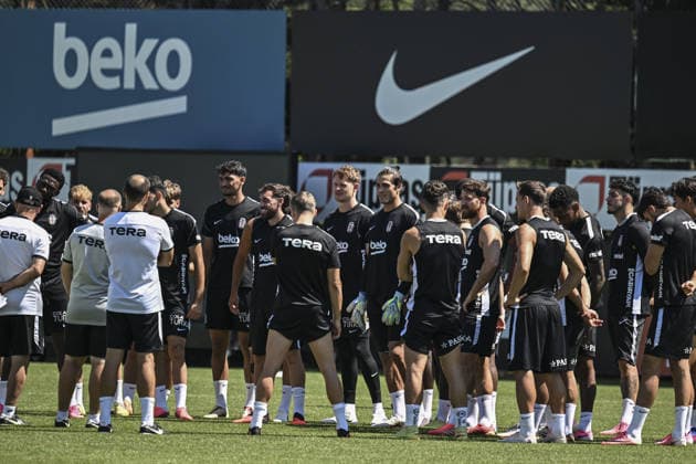 Besiktas complete preparations for UEFA Europa League second leg against Hradec Kralove ISTANBUL, TURKIYE - AUGUST 12: Besiktas players attend a training session at BJK Nevzat Demir Training Facilities in Istanbul, Turkiye, on August 12, 2026, as the team completes preparations for the second-leg match against Czech side Hradec Kralove in the UEFA Europa League third qualifying round. Murat Sengul Anadolu Istanbul Turkey. Editorial use only. Please get in touch for any other usage.  Copyright: x2026xAnadoluxMuratxSengulx