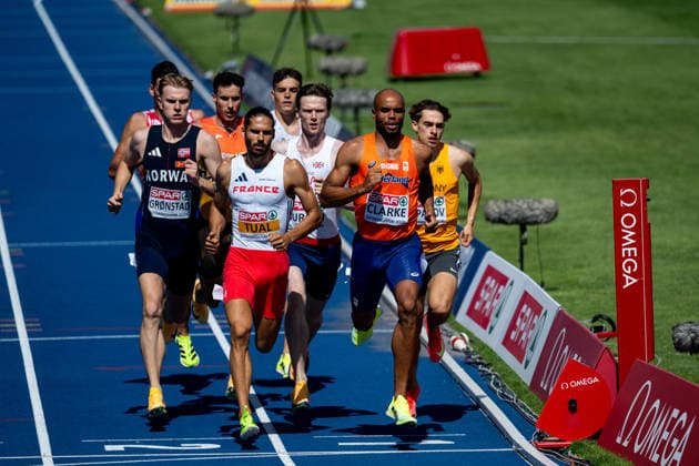 12.08.2026, GBR, Leichtathletik, Europameisterschaft 2026, Morgensession Tag 3, Birmingham Ryan Clarke ( Niederlande ), Gabriel Tual ( Frankreich ), Tobias Gronstad ( Norwegen ), Alexander Stepanov ( Deutschland ), 800 Meter Lauf Herren, Halbfinale Birmingham Alexander Stadium England Großbritannien *** August 12, 2026, GBR, Track and Field, 2026 European Championships, Morning Session, Day 3, Birmingham: Ryan Clarke (Netherlands), Gabriel Tual (France), Tobias Gronstad (Norway), Alexander Stepanov (Germany), Men s 800-meter race, Semifinals, Alexander Stadium, Birmingham, England, Great Britain Copyright: xNordphoto Memmlerx