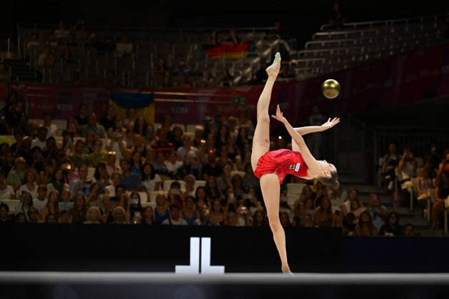 OTHER - Gymnastics - 42nd Rhythmic gymnastics, Rhythmische Sportgymnastik, RSG World Championships Photo by IPA ABACAPRESS.COM87417470 - Darja VARFOLOMEEV (GER) performing her ball routine during the 42nd Rhythmic Gymnastics World Championships in Frankfurt am Main, Germany, on August 12, 2026 Frankfurt am Main Germany  Copyright: xIPAxSport ABACAx