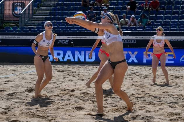 STARE JABLONKI, POLEN - AUGUST 12: Svenja Müller (Player 1, GER), Cinja Tillmann (Player 2, GER) during the European Championships Beach volleyball, Beachvolleyball at Stare Jablonki on August 12, 2026 in Stare Jablonki, Polen. Polen Copyright: xPeterxWeberx