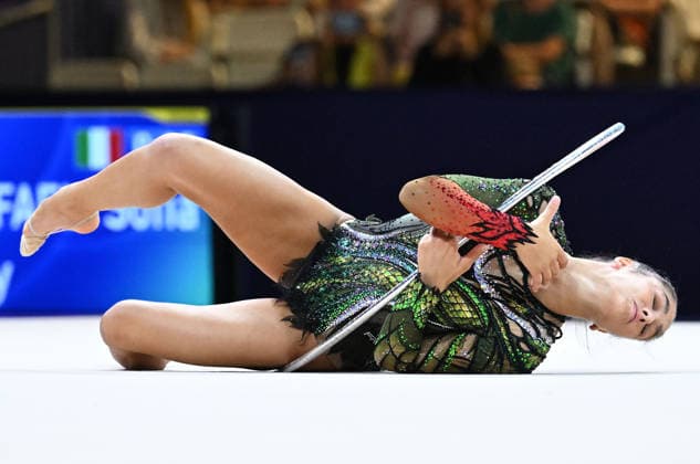 12.08.2026, xhbx, Rhythmische Sportgymnastik Weltmeisterschaft 2026, v.l. Sofia Raffaeli (Italien) mit Reifen (DFL DFB REGULATIONS PROHIBIT ANY USE OF PHOTOGRAPHS as IMAGE SEQUENCES and or QUASI-VIDEO) Frankfurt am Main *** August 12, 2026, xhbx, 2026 Rhythmic Gymnastics World Championships, from left: Sofia Raffaeli of Italy with a hoop. DFL and DFB regulations prohibit any use of photographs as image sequences and or quasi-video. Frankfurt am Main