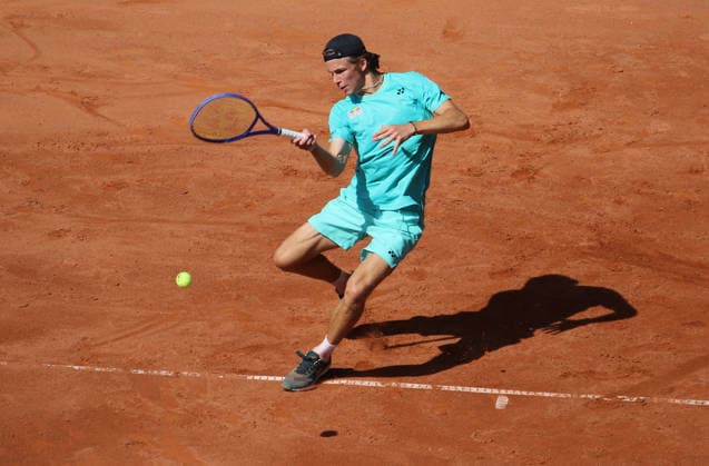 Tennisturnier Ladies & Gents Cup am Hamburger Rothenbaum: Niels McDonald (Deutschland). *** Ladies Gents Cup Tennis Tournament at Rothenbaum in Hamburg, Niels McDonald, Germany