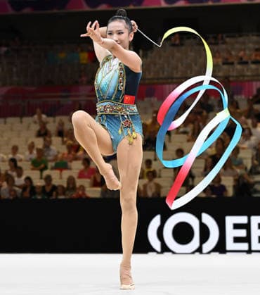 12.08.2026, xhbx, Rhythmische Sportgymnastik Weltmeisterschaft 2026, v.l. Zille Wang (China) mit Band (DFL DFB REGULATIONS PROHIBIT ANY USE OF PHOTOGRAPHS as IMAGE SEQUENCES and or QUASI-VIDEO) Frankfurt am Main *** August 12, 2026, xhbx, 2026 Rhythmic Gymnastics World Championships, from left: Zille, Wang (China) with ribbon. DFL and DFB regulations prohibit any use of photographs as image sequences and or quasi-video. Frankfurt am Main