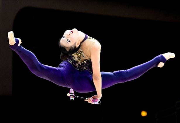 12.08.2026, xhbx, Rhythmische Sportgymnastik Weltmeisterschaft 2026, v.l. Zilu Wang (China) mit Keulen (DFL DFB REGULATIONS PROHIBIT ANY USE OF PHOTOGRAPHS as IMAGE SEQUENCES and or QUASI-VIDEO) Frankfurt am Main *** August 12, 2026, xhbx, 2026 Rhythmic Gymnastics World Championships, from left: Zilu Wang of China with clubs. DFL and DFB regulations prohibit any use of photographs as image sequences and or quasi-video. Frankfurt am Main