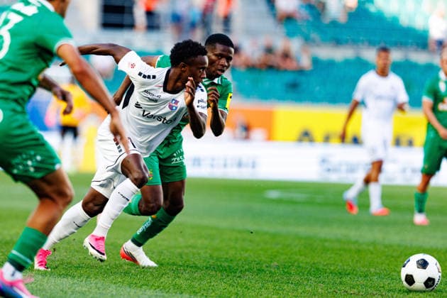 VIENNA, AUSTRIA - 12 AUGUST 2026: Image shows Sohna Modou (Paide, 11) and Amane Romeo (Rapid, 29) during UEFA Conference League 2026 27 Third Qualifying Round, Second Leg: SK Rapid Wien vs Paide Linnameeskond at Weststadion on 12 08 2026 in Vienna, Austria. Austria Copyright: xFröhlichxPascalx