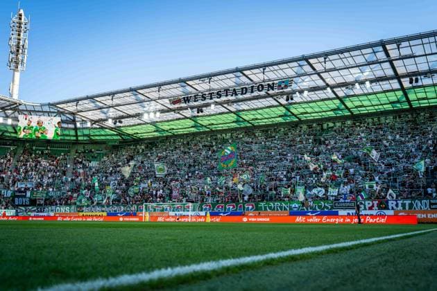 SOCCER - UEFA ECL, Rapid vs Paide VIENNA,AUSTRIA,12.AUG.26 - SOCCER - UEFA Conference League, qualification, SK Rapid Wien vs Paide Linnameeskond. Image shows the fans of SK Rapid Wien in Weststadion Block West.  GEPAxpictures xKevinxHackner