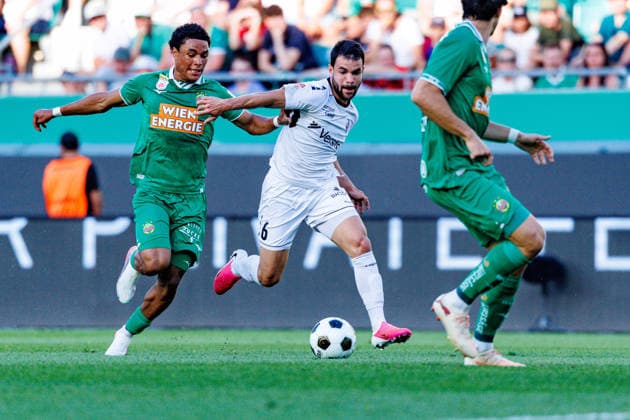 VIENNA, AUSTRIA - 12 AUGUST 2026: Image shows Roka Eaden (Rapid, 2) and Cabral Daniel (Paide, 6) during UEFA Conference League 2026 27 Third Qualifying Round, Second Leg: SK Rapid Wien vs Paide Linnameeskond at Weststadion on 12 08 2026 in Vienna, Austria. Austria Copyright: xFröhlichxPascalx