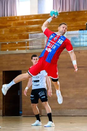 Bietigheim: HBL - 26 27 - SG BBM Bietigheim - Pfadi Winterthur Fabian Wiederstein (Bietigheim) Bietigheim-Bissingen Halle am Viadukt Baden-Württemberg Deutschland *** Bietigheim HBL 26 27 SG BBM Bietigheim Pfadi Winterthur Fabian Wiederstein Bietigheim Bietigheim Bissingen Halle am Viadukt Baden-Württemberg Germany