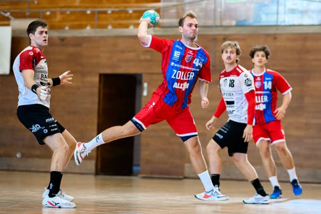 Bietigheim: HBL - 26 27 - SG BBM Bietigheim - Pfadi Winterthur Mathias Larson (Bietigheim) Bietigheim-Bissingen Halle am Viadukt Baden-Württemberg Deutschland *** Bietigheim HBL 26 27 SG BBM Bietigheim Pfadi Winterthur Mathias Larson Bietigheim Bietigheim Bissingen Halle am Viadukt Baden-Württemberg Germany