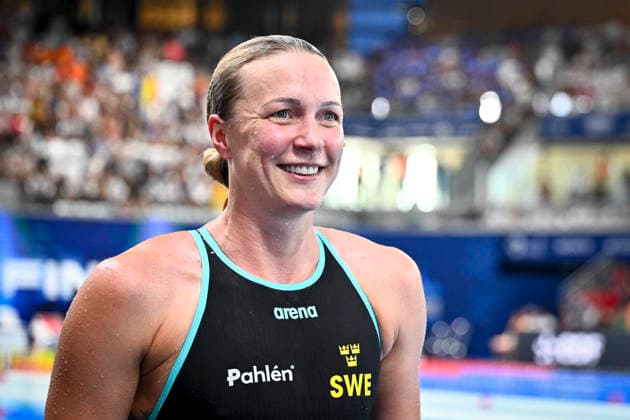 PARIS, FRANKRIKE 20260812 Sarah Sjöström efter att ha vunnit damernas final pa 50 meter fjäril under sim-EM i Paris. ***Bilden ingar i SPORTPAKET. För övriga BETALBILD*** PARIS FRANKRIKE x10430x *** PARIS, FRANCE 20260812 Sarah Sjöström after winning the women’s 50-meter butterfly final at the European Swimming Championships in Paris ***This image is included in the SPORTS PACKAGE; for other images, see PAID CONTENT*** PARIS, FRANCE x10430x  Copyright: xChristinexOlsson TTx SIM-EM 2026 PARIS