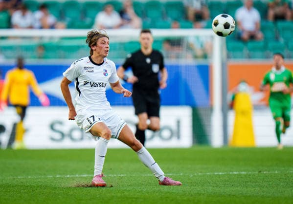 SOCCER - UEFA ECL, Rapid vs Paide VIENNA,AUSTRIA,12.AUG.26 - SOCCER - UEFA Conference League, qualification, SK Rapid Wien vs Paide Linnameeskond. Image shows Daniel Luts (Paide).  GEPAxpictures xEdgarxEisner