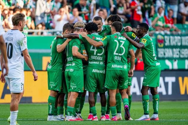 SOCCER - UEFA ECL, Rapid vs Paide VIENNA,AUSTRIA,12.AUG.26 - SOCCER - UEFA Conference League, qualification, SK Rapid Wien vs Paide Linnameeskond. Image shows the rejoicing of Louis Schaub, Tobias Gulliksen, Moulaye Haidara, Marco Tilio, Nenad Cvetkovic, Jonas Auer, Jakob Schoeller and Romeo Amane (Rapid) as well as the disappointment of Martin Miller (Paide).  GEPAxpictures xKevinxHackner