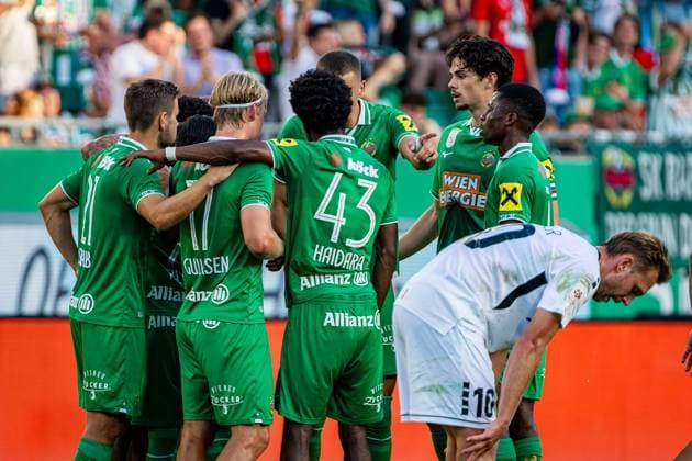SOCCER - UEFA ECL, Rapid vs Paide VIENNA,AUSTRIA,12.AUG.26 - SOCCER - UEFA Conference League, qualification, SK Rapid Wien vs Paide Linnameeskond. Image shows the rejoicing of Louis Schaub, Tobias Gulliksen, Moulaye Haidara, Marco Tilio, Nenad Cvetkovic, Jonas Auer, Jakob Schoeller and Romeo Amane (Rapid) as well as the disappointment of Martin Miller (Paide).  GEPAxpictures xKevinxHackner
