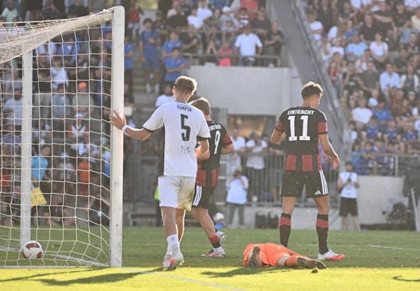 12.08.2026, xfux, Fussball Testspiel, FSV Frankfurt - Eintracht Frankfurt, v.l. Lucas Becker (FSV Frankfurt), Younes Ebnoutalib (Eintracht Frankfurt) Goal scored, Tor zum 0:2 (DFL DFB REGULATIONS PROHIBIT ANY USE OF PHOTOGRAPHS as IMAGE SEQUENCES and or QUASI-VIDEO) Frankfurt am Main *** August 12, 2026, xfux, Soccer Friendly Match, FSV Frankfurt vs. Eintracht Frankfurt, from left: Lucas Becker (FSV Frankfurt), Younes Ebnoutalib (Eintracht Frankfurt) – Goal scored, Goal making it 0–2. DFL and DFB regulations prohibit any use of photographs as image sequences and or quasi-video. Frankfurt am Main