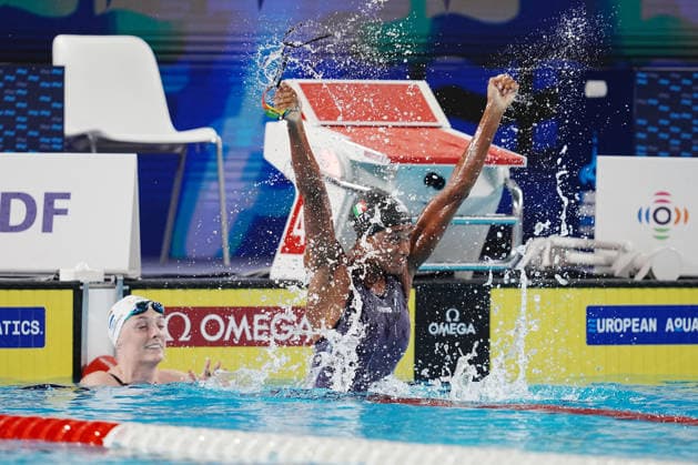 Sara Curtis world record on 50-meter backstroke the at the Swimming European Aquatics Championships Paris 2026, Paris, August 12, 2026  Copyright: xGianxMattiaxD Alberto LaPressex