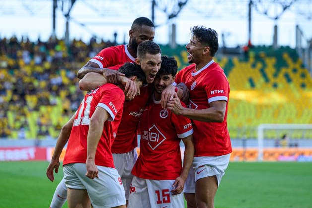 Hapoel Tel Aviv seen celebrating goal during UEFA Conference League 2026 27 3rd qualifying round 2nd leg match between teams of GKS Katowice and Hapoel Tel Aviv in Katowice, Poland Tomasz Karczewski Ball Raw Images Katowice Arena Katowice Poland Copyright: xTomaszxKarczewskix tomaszkarczewski_gks_hapoel_2627_TK2_0154 KWALIFIKACJE LIGI KONFERENCJI PILKA NOZNA SEZON 2026 2027 LIGA KONFERENCJI FOT.IMAGO NEWSPIX.PL POLAND ONLY! --- Newspix.pl POLAND OUT!  imago_sp_0812_1080922905