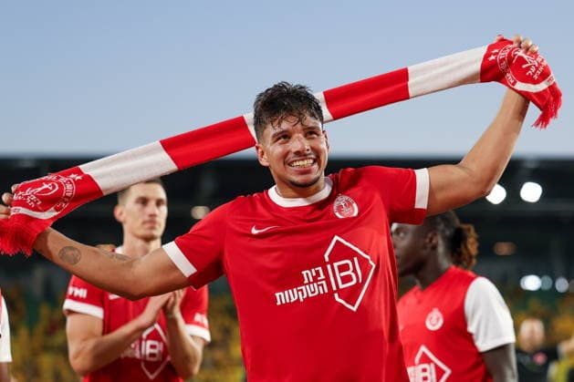 Katowice 12.08.2026. Football UEFA Conference League match between GKS Katowice and Hapoel Tel Aviv in Katowice, Poland on August 12, 2026 --- Mecz pilka nozna UEFA Conference League pomiedzy GKS Katowice a Hapoel Tel Aviv w Katowicach, Polska 12 sierpnia 2026 Persons Shown: Chico radosc, joy Fot. Michal Gaciarz Arena Akcji NEWSPIX.PL --- newspix.pl POLAND OUT! 