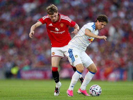 Football - 2026 2027 pre-season friendly - Manchester United, ManU vs. Leeds United - Croke Park, Dublin - Wednesday 12th August 2026 Leeds United s Brenden Aaronson in action against Manchester United s Tyler Fletcher 