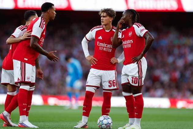 (L to R) Gabriel Martinelli, Gabriel Magalhaes, Max Dowman, Eberechi Eze of Arsenal have a discussion Arsenal vs Como, Club Friendlies, Emirates Stadium, London, UK - 12 Aug 2026London Emirates Stadium United Kingdom  Copyright: xMattxImpey Shutterstockx 17068381r