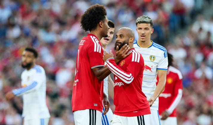 Manchester United, ManU vs Leeds United, Croke Park, Dublin 12 8 2026 Manchester United™s Joshua Zirkzee and Bryan Mbeumo Joshua Zirkzee and Bryan Mbeumo 12 8 2026  Copyright: xx RB1_2954