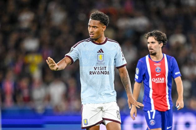 Boubacar Kamara (Aston Villa) gestures during the UEFA Super Cup 2026 match between Paris Saint-Germain and Aston Villa at Stadion Salzburg on August 12, 2026 in Salzburg, Austria. (Photo by Harry Langer DeFodi Images) - *** Boubacar Kamara of Aston Villa gestures during the 2026 UEFA Super Cup match between Paris Saint-Germain and Aston Villa at Stadion Salzburg on August 12, 2026, in Salzburg, Austria. Photo by Harry Langer, DeFodi Images