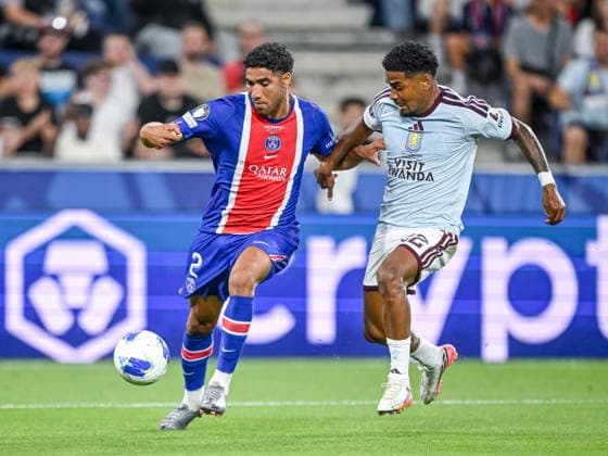 Achraf Hakimi (Paris Saint-Germain FC) and Ian Maatsen (Aston Villa) battle for the ball during the UEFA Super Cup 2026 match between Paris Saint-Germain and Aston Villa at Stadion Salzburg on August 12, 2026 in Salzburg, Austria. (Photo by Harry Langer DeFodi Images) - *** Achraf Hakimi of Paris Saint-Germain FC and Ian Maatsen of Aston Villa battle for the ball during the 2026 UEFA Super Cup match between Paris Saint-Germain and Aston Villa at Stadion Salzburg on August 12, 2026, in Salzburg, Austria. Photo by Harry Langer, DeFodi Images