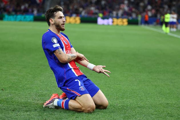 SOCCER - UEFA Super Cup, PSG vs Aston Villa SALZBURG,AUSTRIA,12.AUG.26 - SOCCER - UEFA Super Cup, Paris Saint-Germain vs Aston Villa FC. Image shows the rejoicing of Khvicha Kvaratskhelia (PSG).  GEPAxpictures xDavidxGeieregger