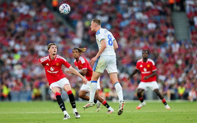 Manchester United, ManU vs Leeds United, Croke Park, Dublin 12 8 2026 Leeds™ Sean Longstaff Sean Longstaff 12 8 2026  Copyright: xx RB1_3588