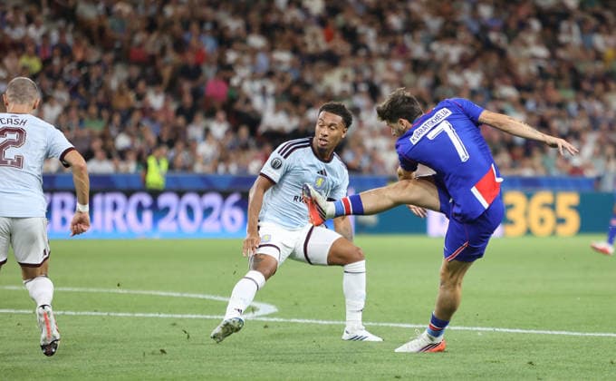 Kvaratskhelia Khvicha Tor 1-0 , PSG-Aston Villa , UEFA Super Cup Finale , , Fußball , in der Red Bull Arena Stadion in Salzburg , Österreich . August 12 , 2026 . Photo by: Davide Elias IPA Photo Pressefoto DENL Copyright: xDavidexEliasx