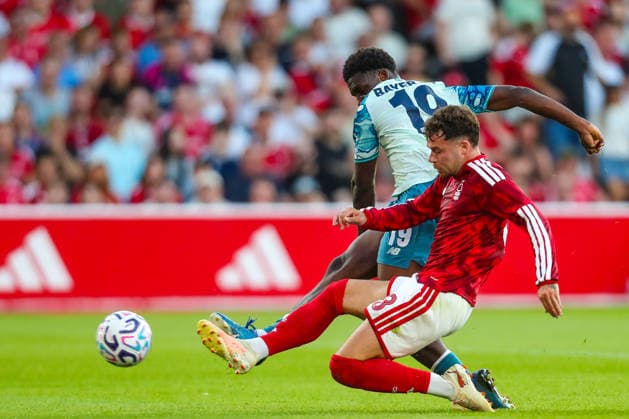 Nottingham Forest v Bayer Leverkusen, Pre-Season Friendly Neco Williams Of Nottingham Forest Slide Tackles Ernest Poku Of Bayer Leverkusen during the Nottingham Forest v Bayer Leverkusen Pre-Season Friendly match at the City Ground, West Bridgford, England on 12 August 2026 Credit: Lee Keuneke Every Second Media Editorial use only. All images are copyright Every Second Media Limited. No images may be reproduced without prior permission. Copyright: xIMAGO EveryxSecondxMediax ESM-2087-0030 LeexKeunekex xEveryxSecondxMediax