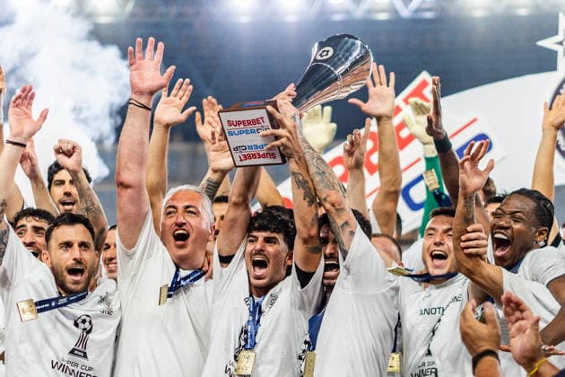 Superbet Supercup Greece, AEK Athen vs. OFI Kreta am 12.08.2026 im Pankritio Stadion in Heraklion Jubel über den Supercup Sieg *** Superbet Super Cup Greece: AEK Athens vs. OFI Crete on August 12, 2026, at Pankritio Stadium in Heraklion—Celebrations following the Super Cup victory Copyright: xBahhoxKarax