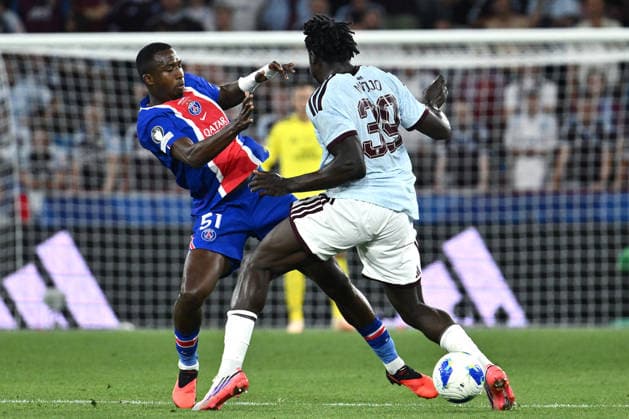 Dc Salisburgo 12 08 2026 - Supercoppa Europea Paris Saint Germain-Aston Villa foto Domenico CippitelliImage nella foto: Willian Pacho-Brian Madjo 