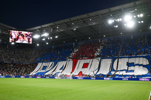 SOCCER - UEFA Super Cup, PSG vs Aston Villa SALZBURG,AUSTRIA,12.AUG.26 - SOCCER - UEFA Super Cup, Paris Saint-Germain vs Aston Villa FC. Image shows a feature with the fans of PSG.  GEPAxpictures xDanielxSchoenherr