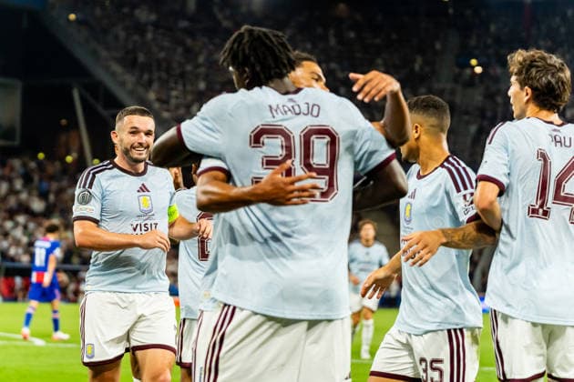 Brian Madjo celebrating his goal during the UEFA Super Cup 2026 match between Paris Saint-Germain and Aston Villa (Kazimierz Koper Ball Raw Images) Salzburg Red Bull Arena Austria Copyright: xKazimierzxKoperx KAZ_PSGvAST_211
