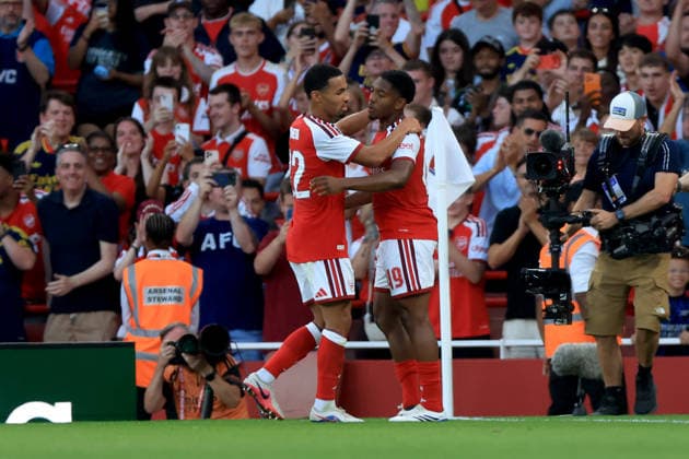 Arsenal FC v Como Calcio - Pre-Season Friendly Ethan Nwaneri of Arsenal and Myles Lewis-Skelly of Arsenal celebrate 1st goal during the pre-season friendly match between Arsenal FC and Como Calcio at Emirates Stadium on August 12, 2026 in London, England. WARNING! This Photograph May Only Be Used For Newspaper And Or Magazine Editorial Purposes. May Not Be Used For Publications Involving 1 player, 1 Club Or 1 Competition Without Written Authorisation From Football DataCo Ltd. For Any Queries, Please Contact Football DataCo Ltd on +44 (0) 207 864 9121 London Emirates Stadium England United Kingdom Copyright: xAllstarxPicturexLibraryxLtdx