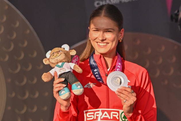 2026.08.12 Birmingham Lekkoatletyka Mistrzostwa Europy N z Pia Skrzyszowska ceremonia dekoracji Foto Michal Laudy PressFocus 2026.08.12 Birmingham Athletics European Athletics Championships Pia Skrzyszowska medal ceremony Credit: Michal Laudy PressFocus NEWSPIX.PL --- newspix.pl POLAND OUT! 
