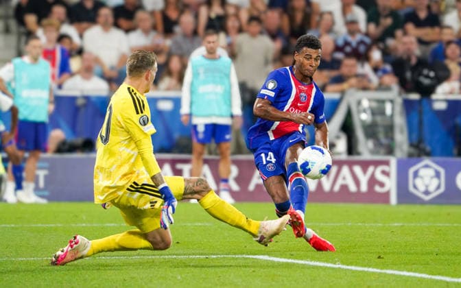 Österreich: Fussball UEFA Super Cup 2026, Finale Paris Saint-Germain vs Aston Villa FC Red Bull Arena (Salzburg), 12. August 2026: Tor zum DÃ sirÃ DouÃ Desire Doue (Paris Saint-Germain, 14) *** Austria Soccer 2026 UEFA Super Cup, Final: Paris Saint-Germain vs. Aston Villa FC, Red Bull Arena, Salzburg, August 12, 2026. Goal by DÃ sirÃ DouÃ Desire Doue of Paris Saint-Germain, 14 Copyright: xAymanxAlahmedx